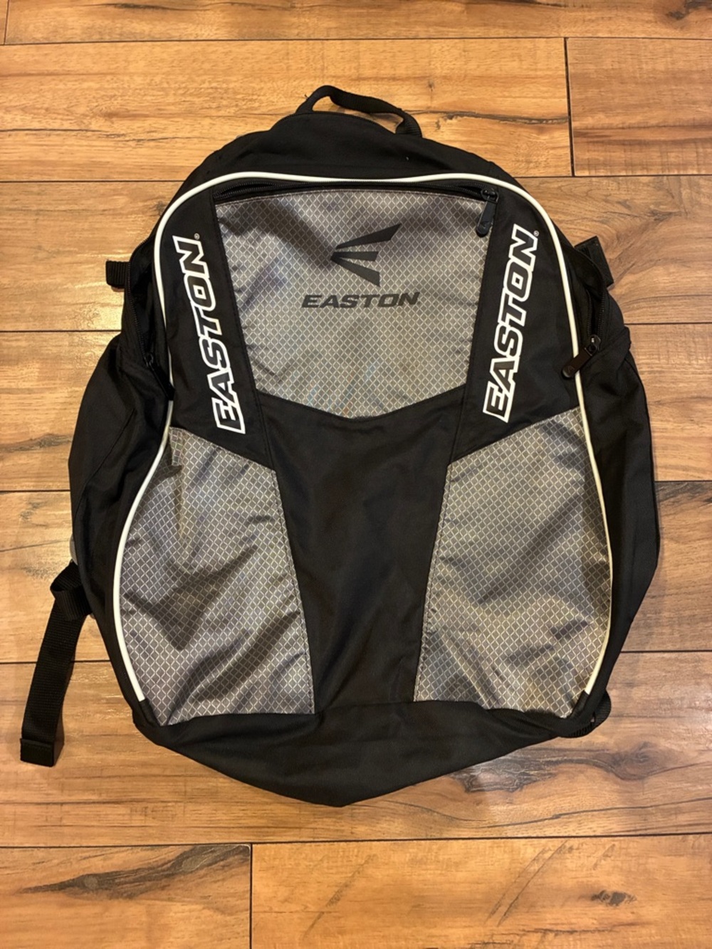 Easton Black and Gray Athletic Baseball Backpack 🩵